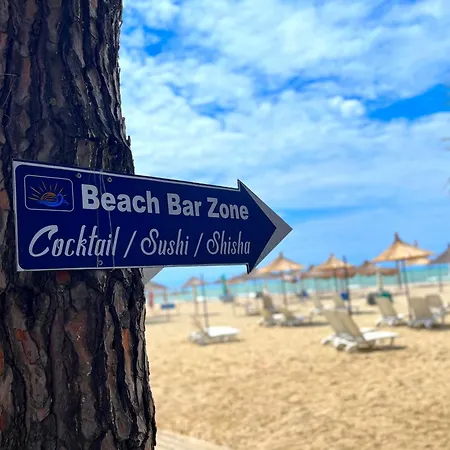 Апартаменты By The Голем