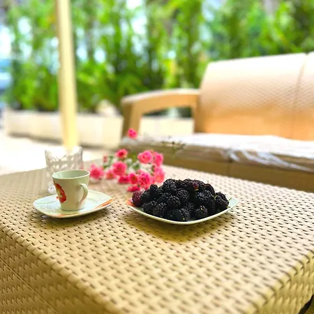 By The Апартаменты Голем